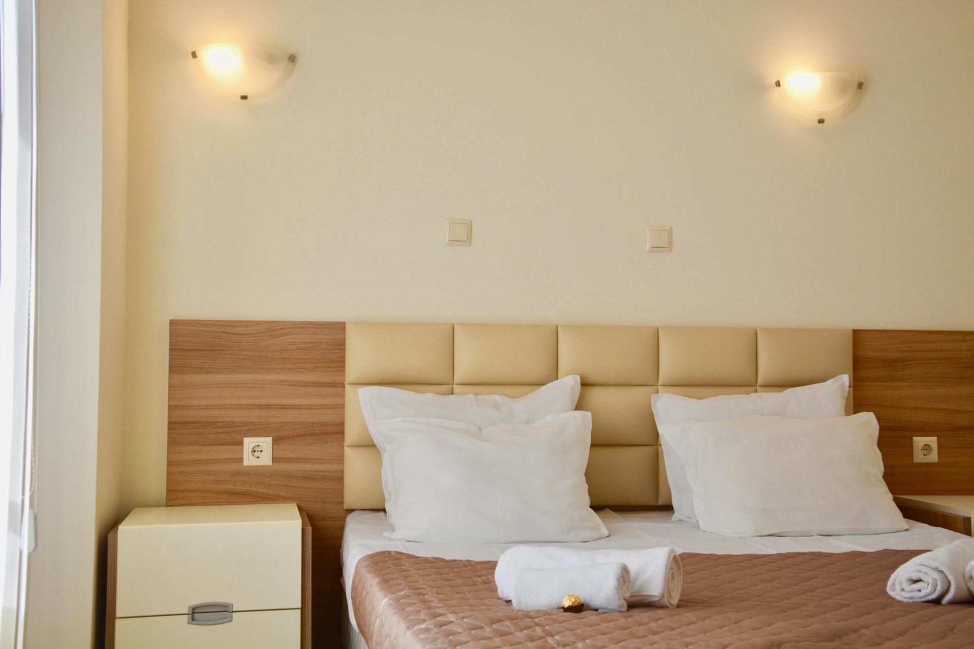 Rainbow 1 Holiday Complex Sunny Beach Eksteriør billede